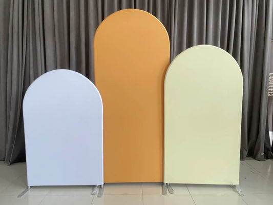 PVC Pembe Kişiselleştirilmiş Düğün Arka Planında Yuvarlak Çerçeve Kemer Parti Sahne Arka Planı