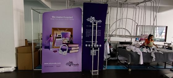 10ft Düz Eğri Zemin Afiş Reklam Ticaret Fuarı Standı Afişleri Yukarı Çekin